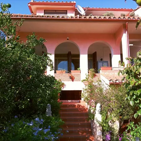 Corrias Bed & Breakfast