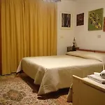 Corrias Bed and breakfast 4*
