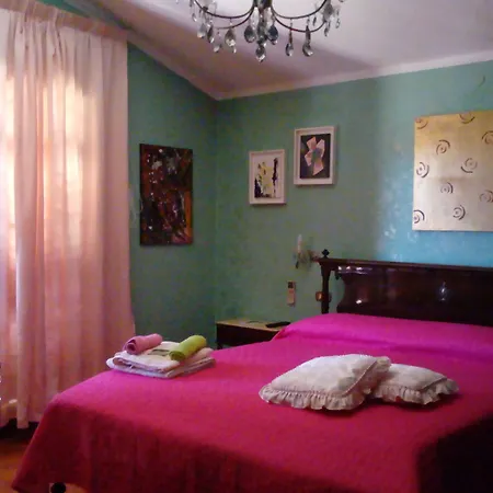 Corrias Panzió 4*