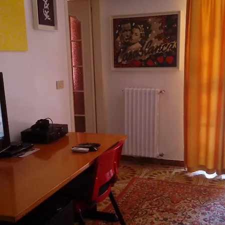 Frühstückspension Corrias 4*