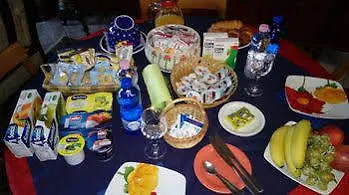 Alojamento de Acomodação e Pequeno-almoço Corrias Siliqua
